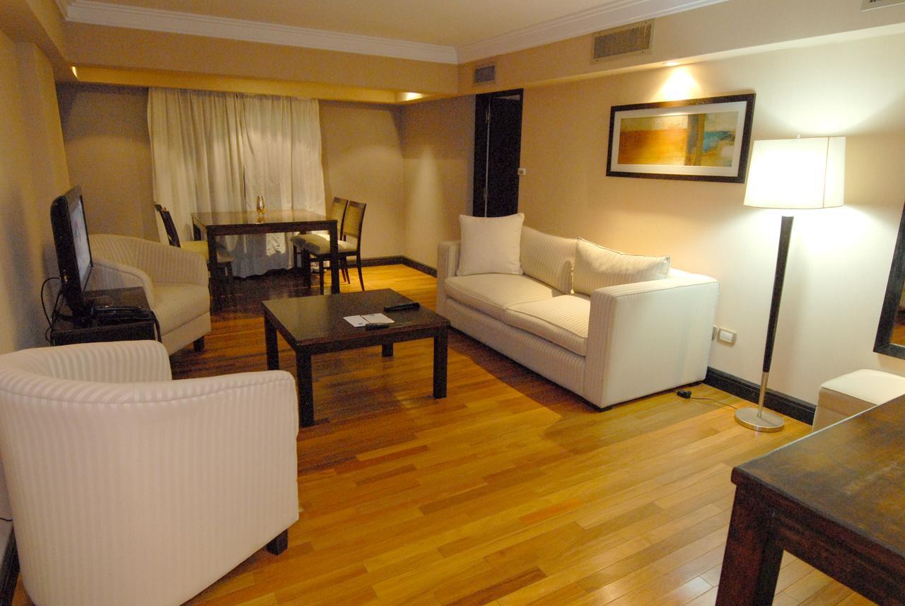 Premium Tower Suites Мендоса Экстерьер фото