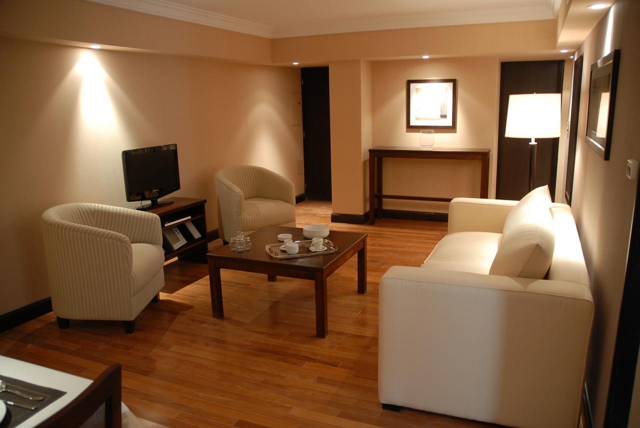 Premium Tower Suites Мендоса Экстерьер фото