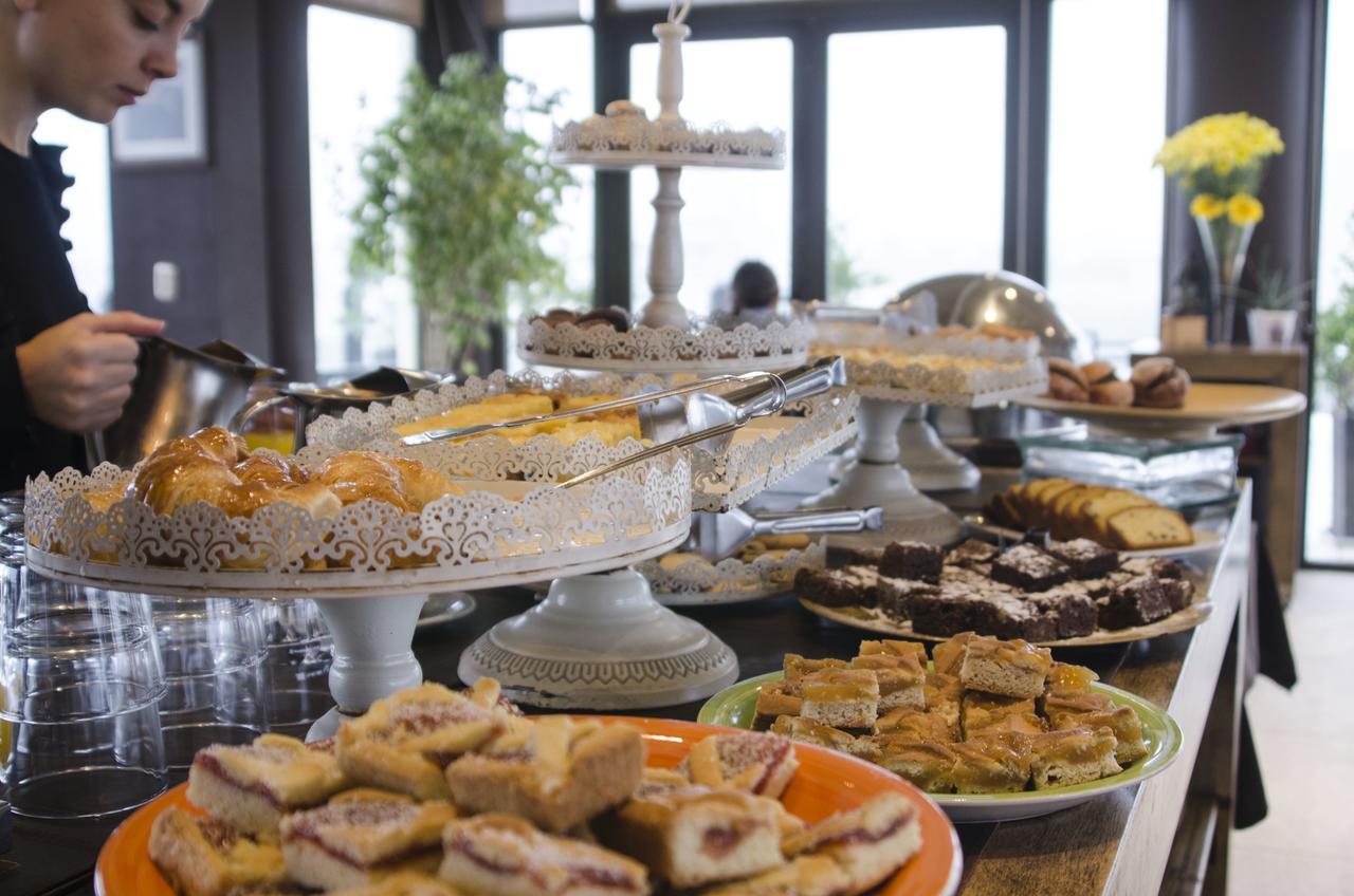Premium Tower Suites Мендоса Экстерьер фото