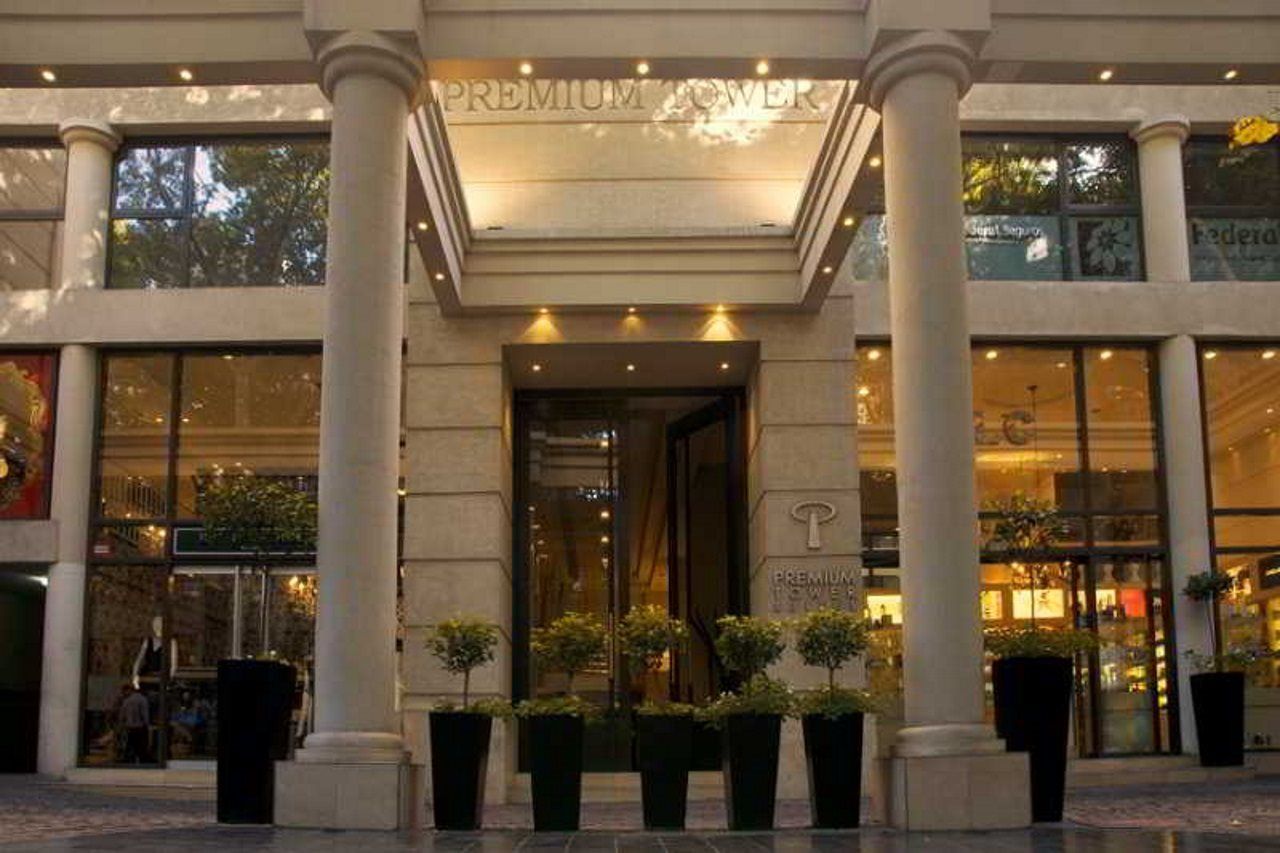 Premium Tower Suites Мендоса Экстерьер фото